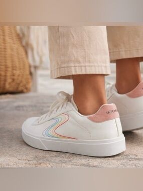 Skechers Court Classics Sneakers White Rainbow Stripe Memory Foam NWT Womens